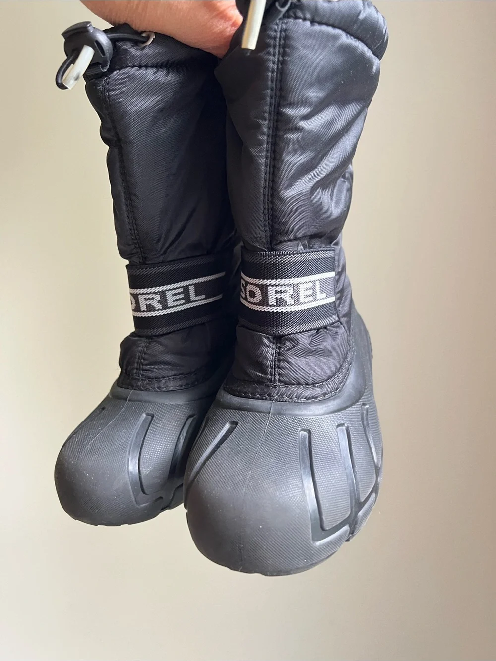 Sorel size 2Y Black Snow Boot - Insulated Winter Footwear